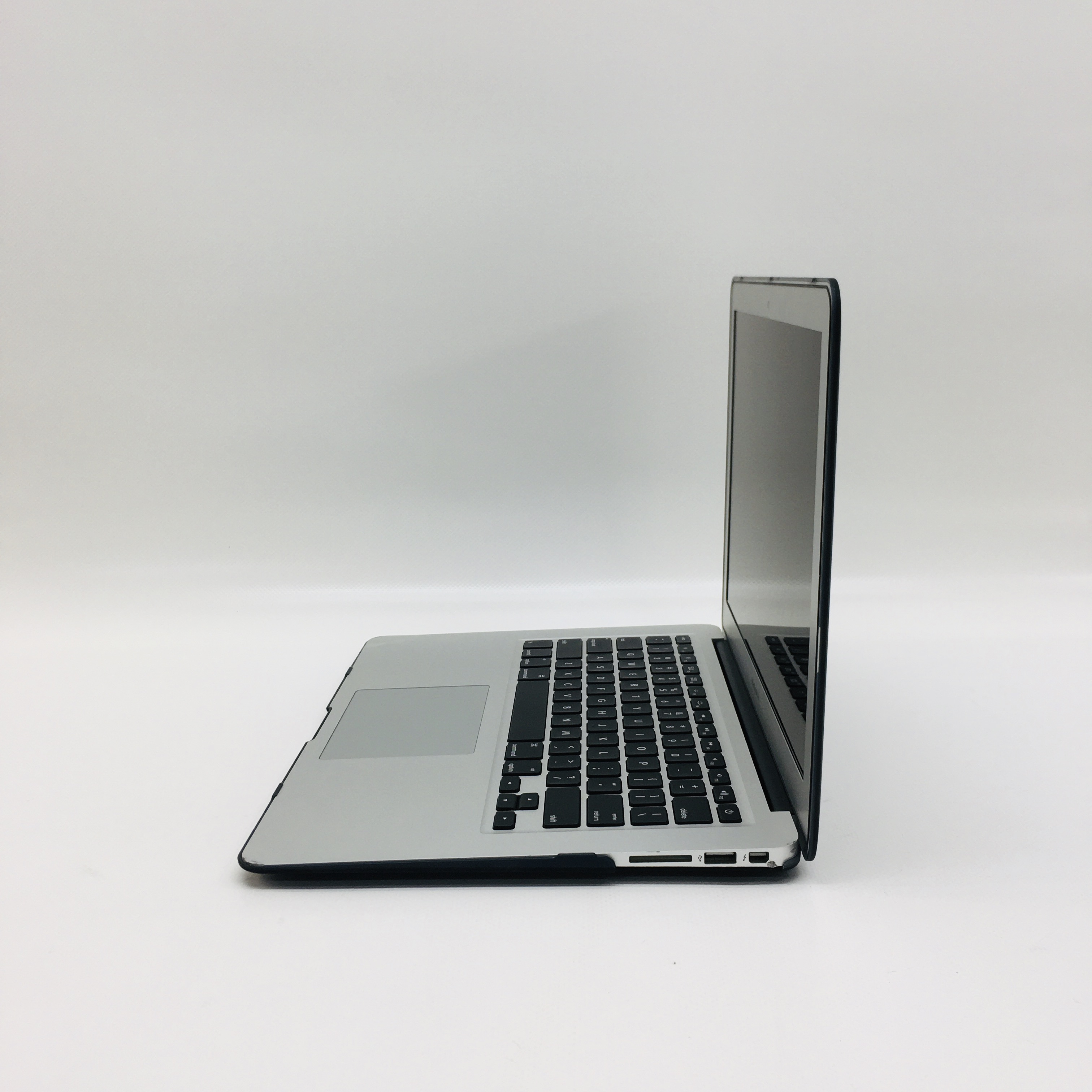 MacBook Air 13" Mid 2017 (Intel Core i5 1.8 GHz 8 GB RAM 128 GB SSD), Intel Core i5 1.8 GHz, 8 GB RAM, 128 GB SSD, image 2